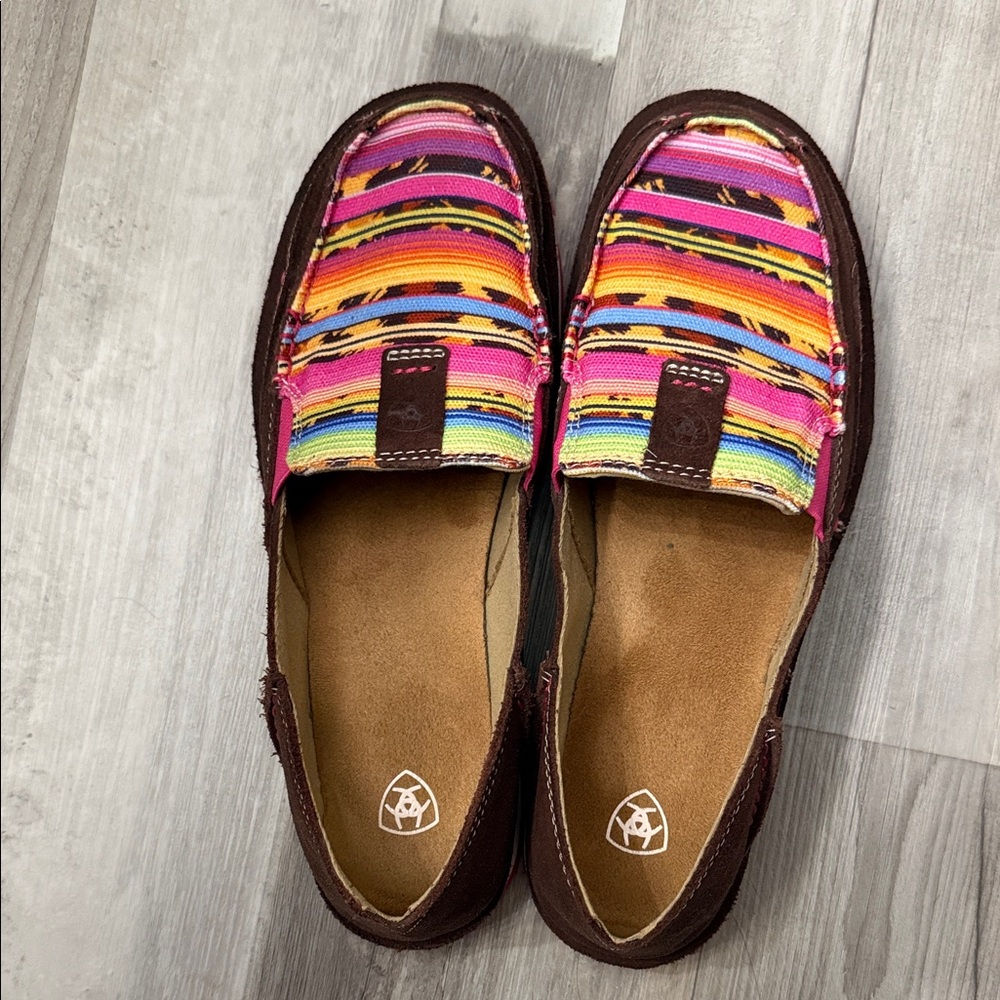 Ariat Cruisers